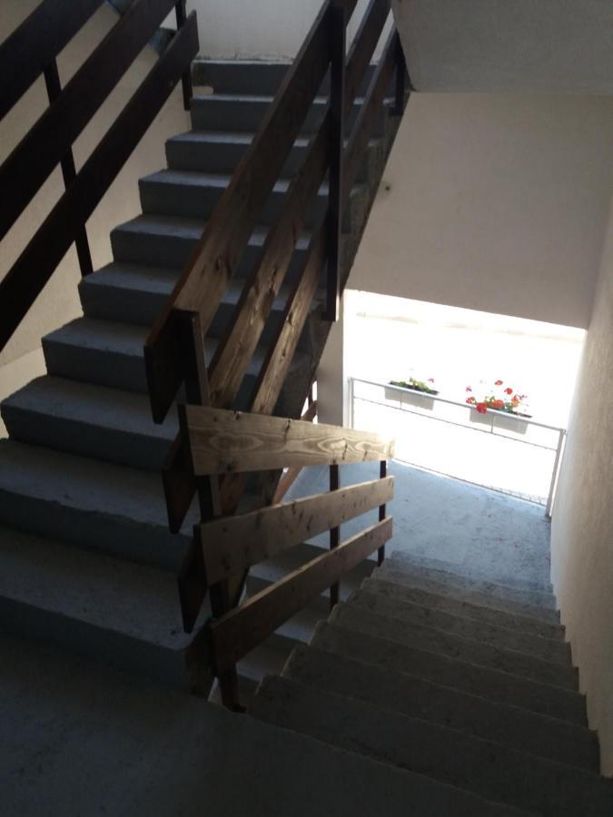 Apartment Viktoria Primosten Exterior photo
